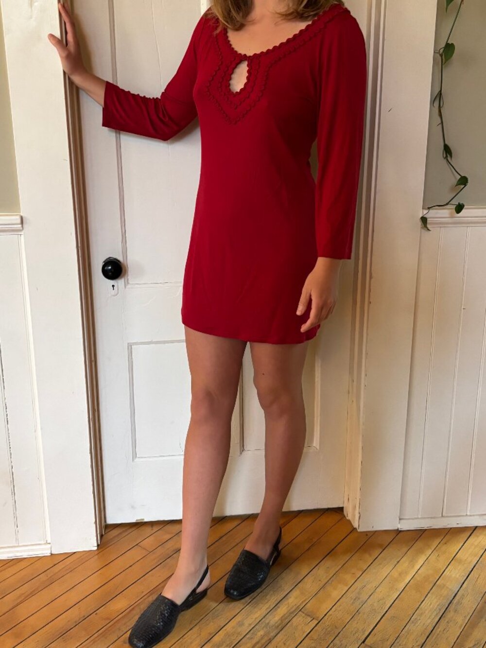 Max Studio Red Three Quarter Sleeve Scoop Neckline Keyhole Tunic Mini Dress S